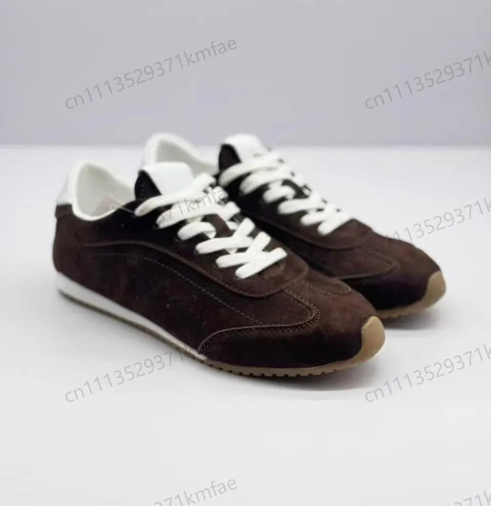 Sneakers femme rétro à lacets – CLEVI Paris