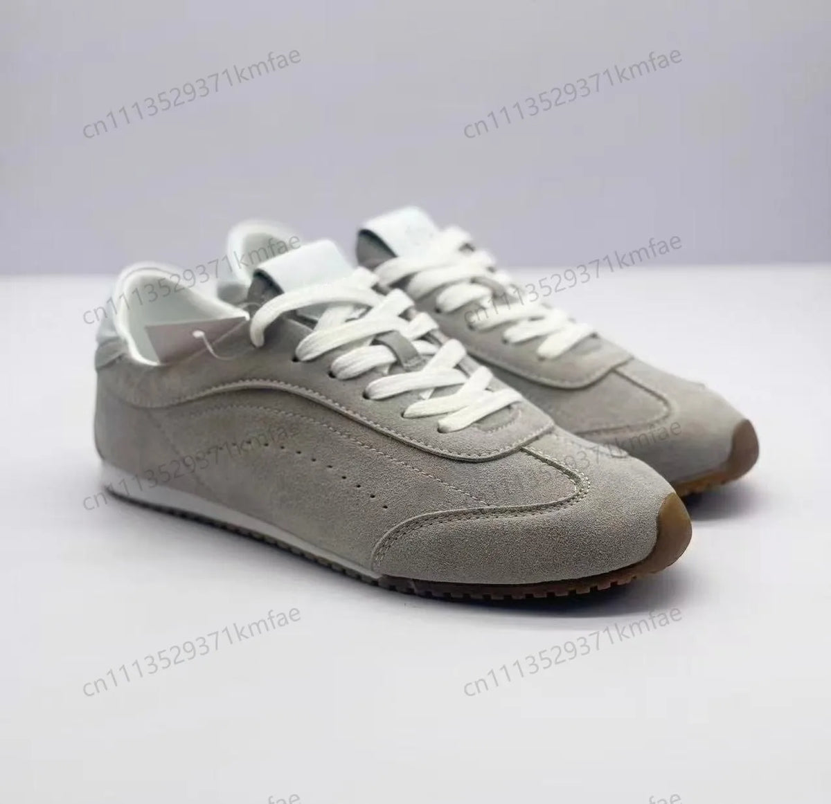 Sneakers femme rétro à lacets – CLEVI Paris