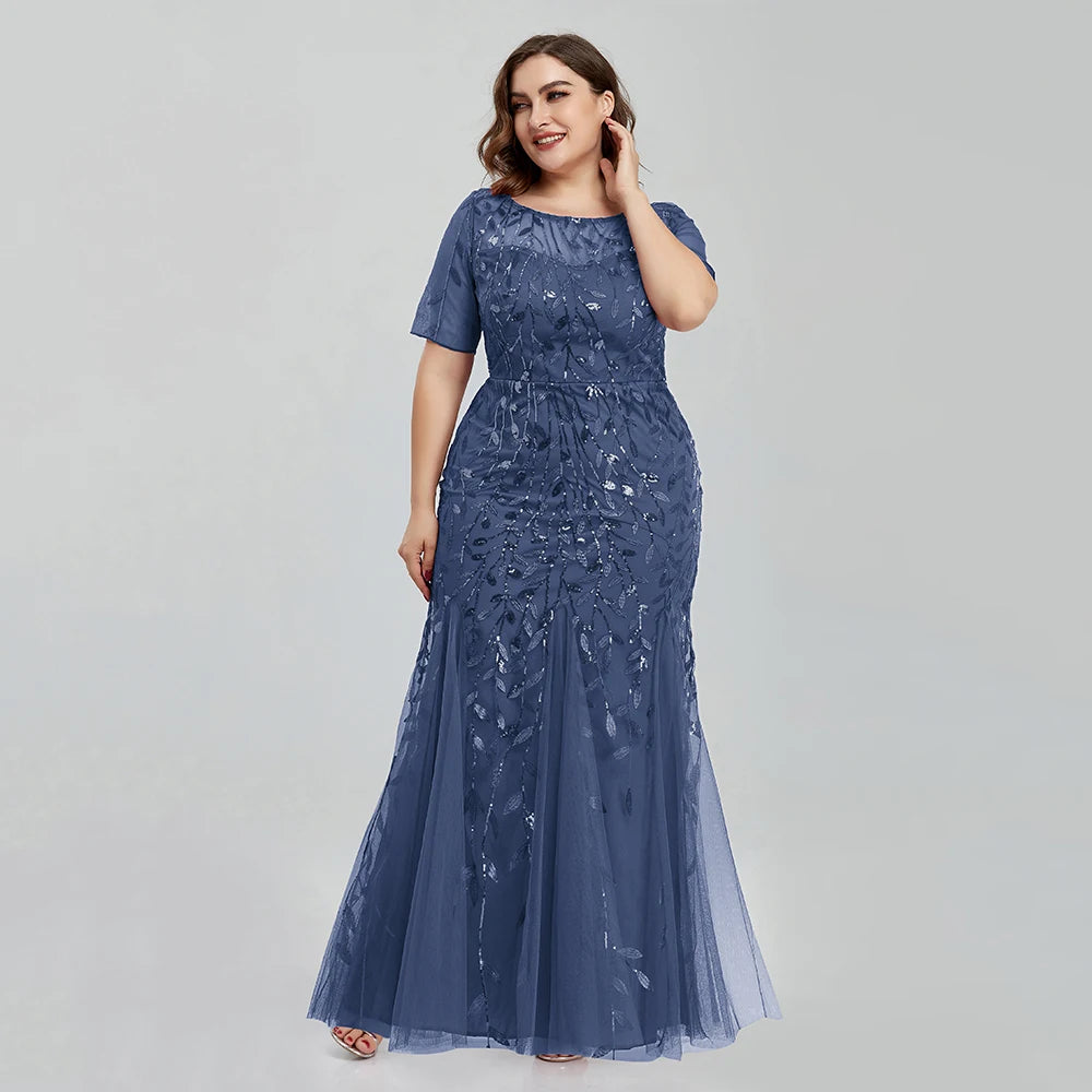 Robe de soirée sirène en tulle col V – CLEVI Paris