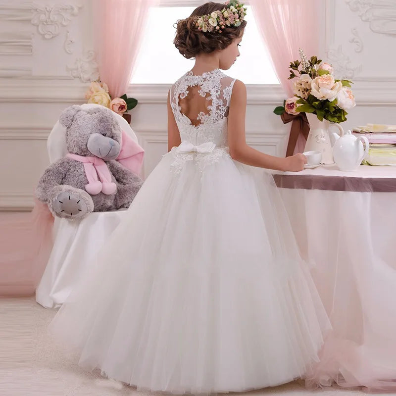 Robe cérémonie fille blanche en dentelle – CLEVI Paris
