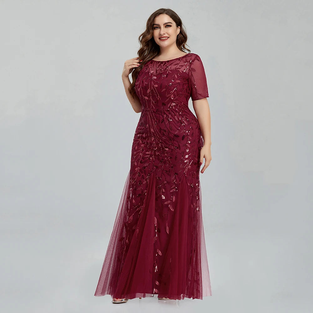 Robe de soirée sirène en tulle col V – CLEVI Paris