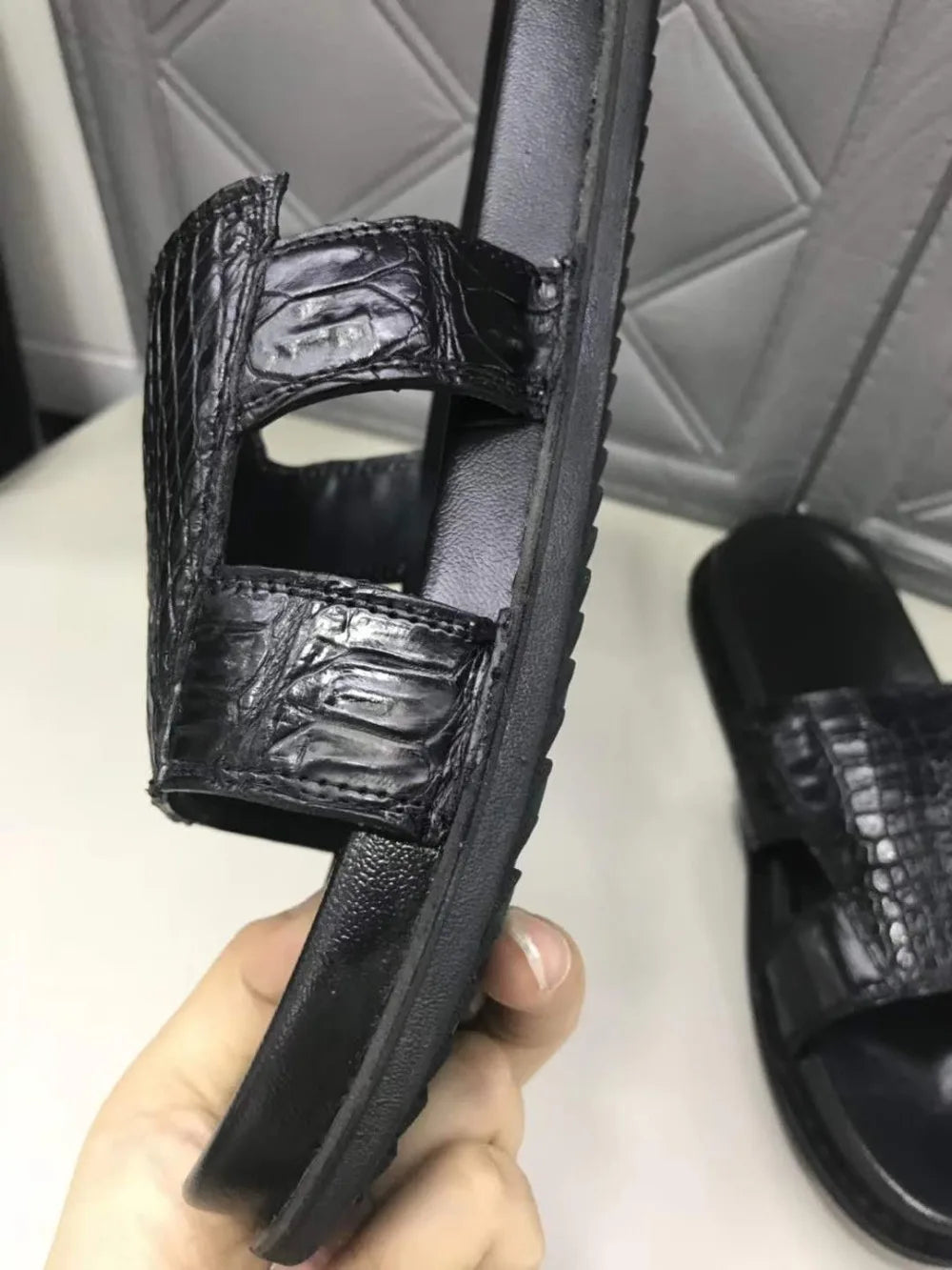 Chaussures unisexes noires en cuir à lacets – CLEVI Paris