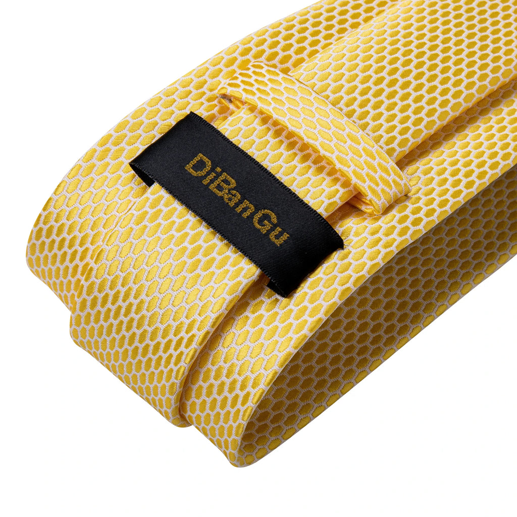 Ensemble cravate et pochette homme à carreaux – CLEVI Paris