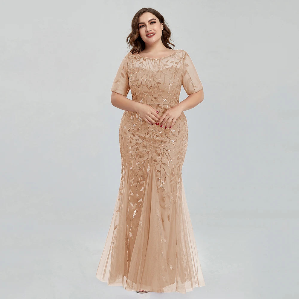 Robe de soirée sirène en tulle col V – CLEVI Paris