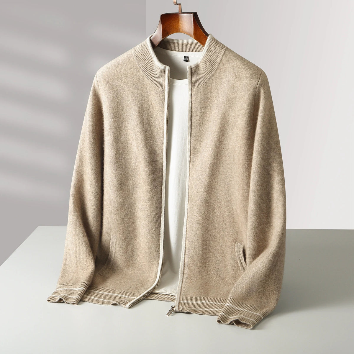 Cardigan homme en laine zippé – CLEVI Paris