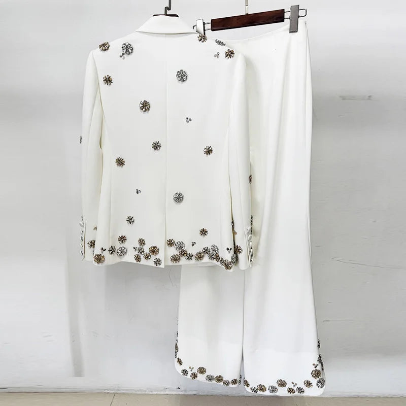 Tailleur femme à fleurs perlées 2 pièces – CLEVI Paris