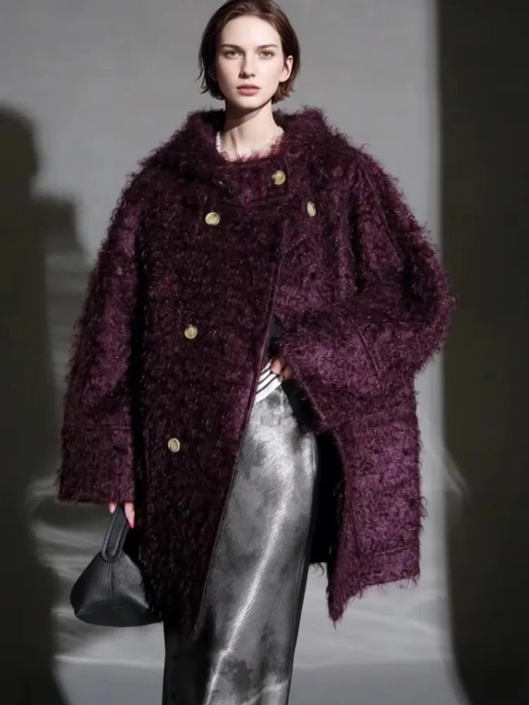 Manteau femme texturé à capuche et boutonnage – CLEVI Paris