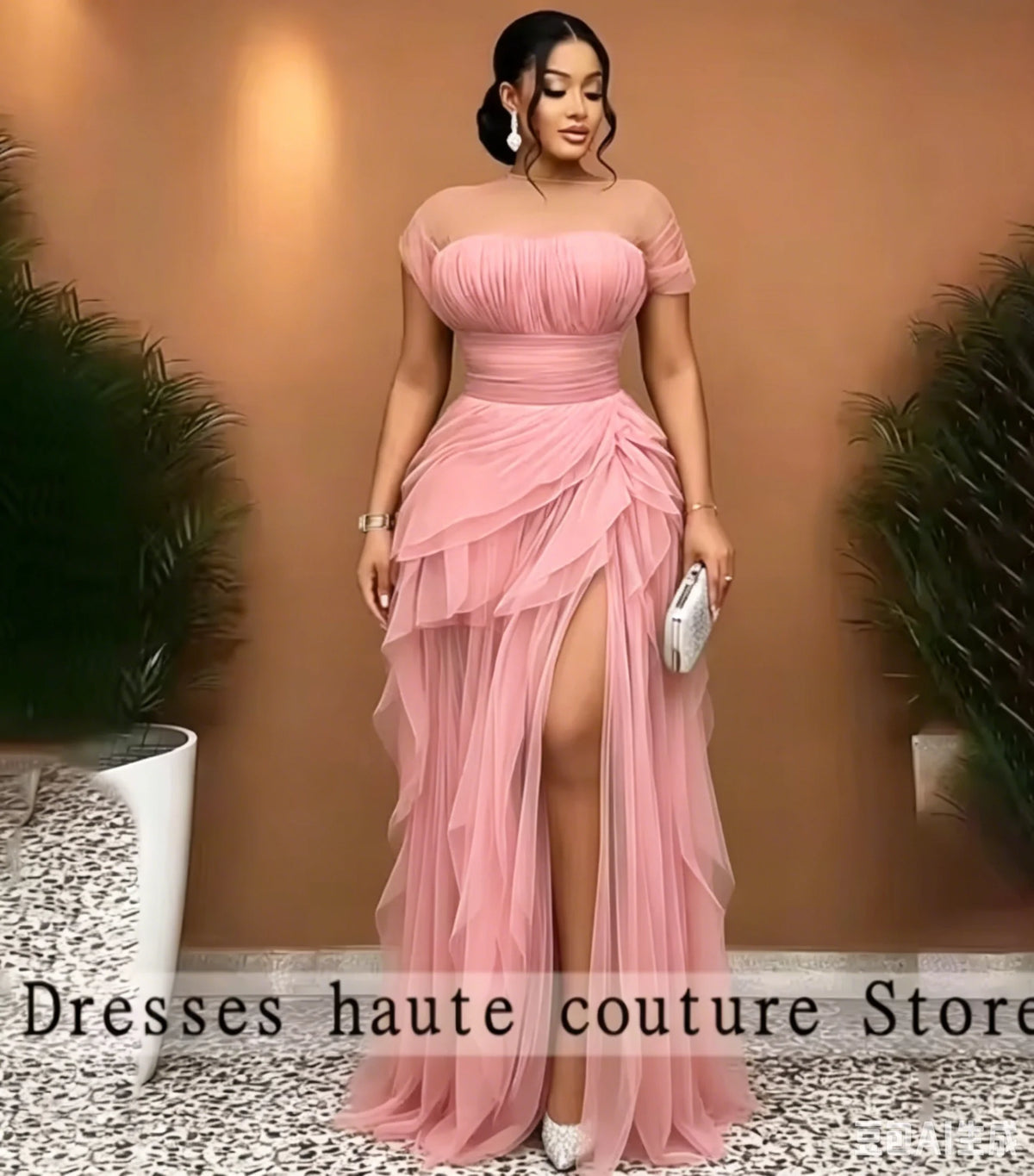 Robe de soirée longue étagée en dentelle – CLEVI Paris