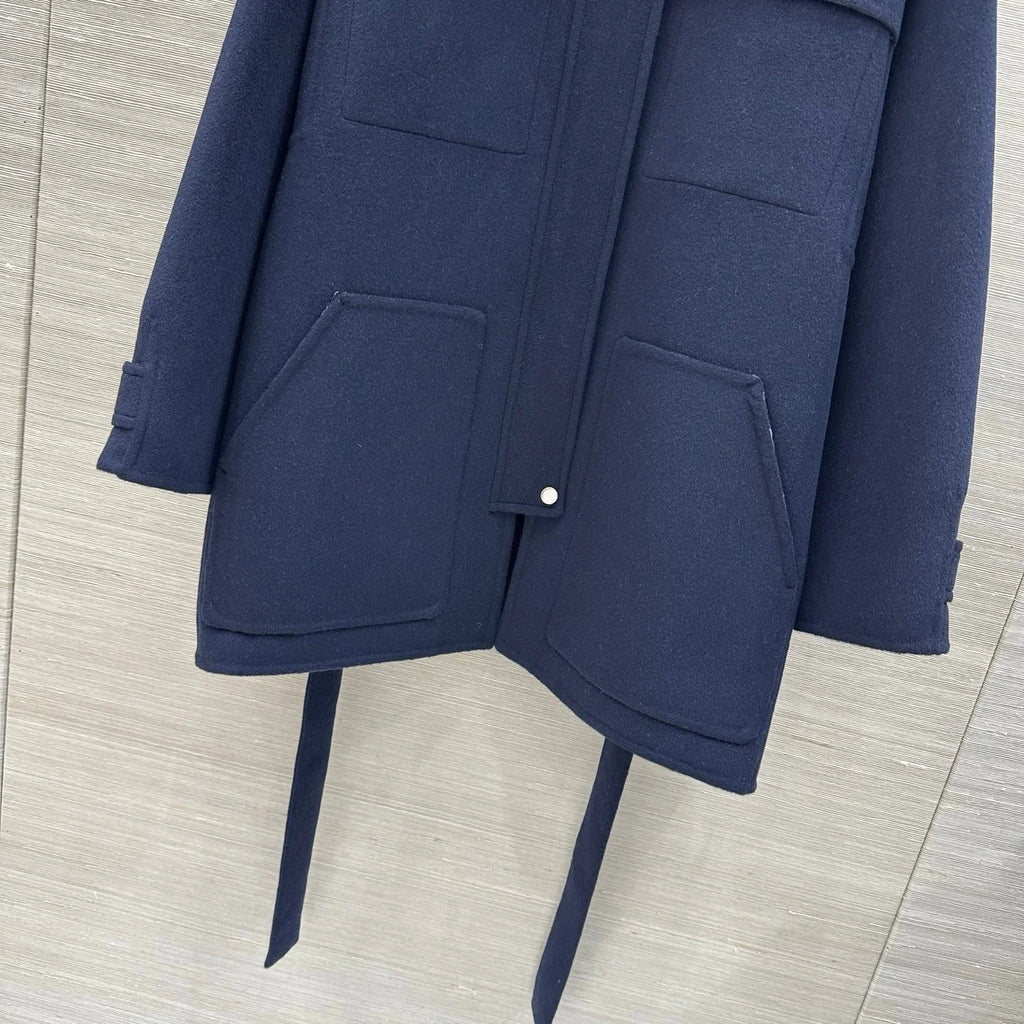 Manteau femme ceinturé zippé à quatre poches – CLEVI Paris