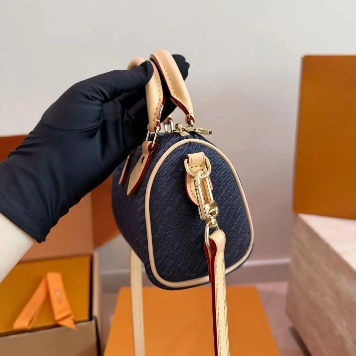 Mini sac bandoulière femme en cuir – CLEVI Paris