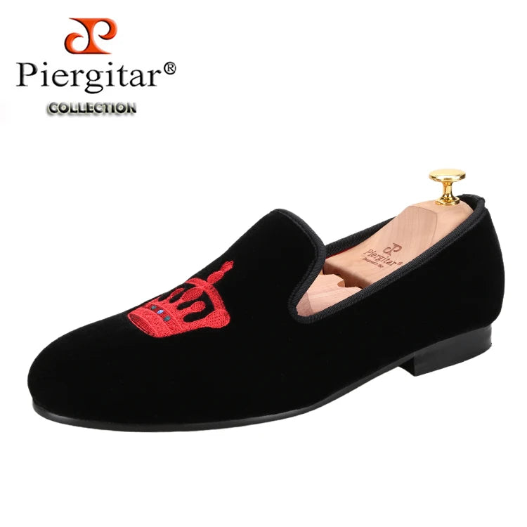 Loafers Velours Broderie Couronne Homme – CLEVI Paris