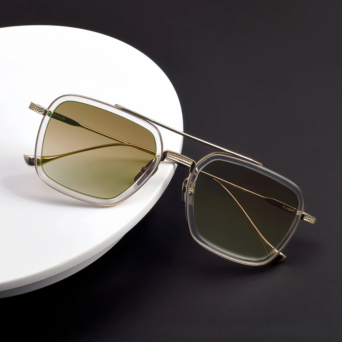Lunettes de Soleil Carrées Titane Double Pont Luxe UV400 Unisexe – CLEVI Paris