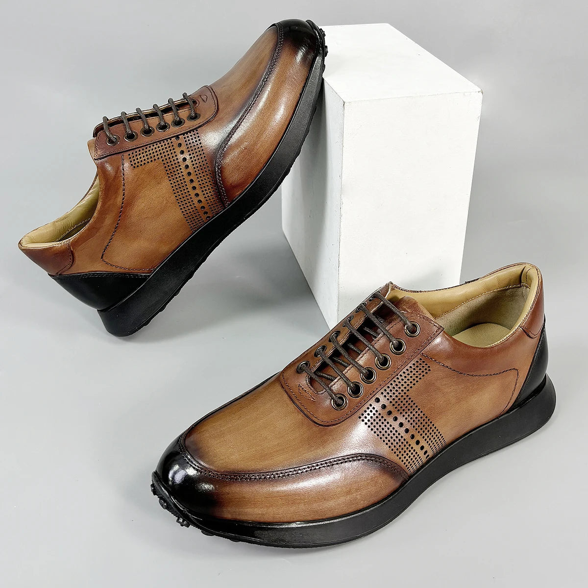 Sneakers en cuir à motif brogue pour homme – CLEVI Paris