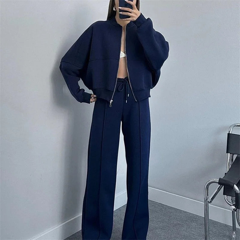 Ensemble femme haut zippé et pantalon – CLEVI Paris