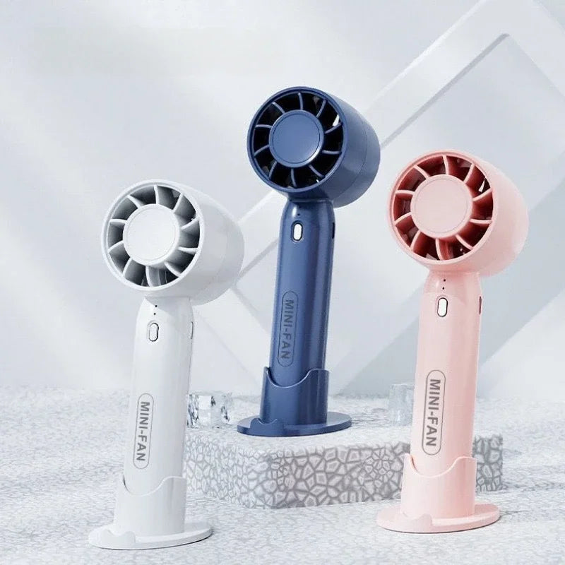 Ventilateur de bureau blanc à 4 vitesses – CLEVI Paris