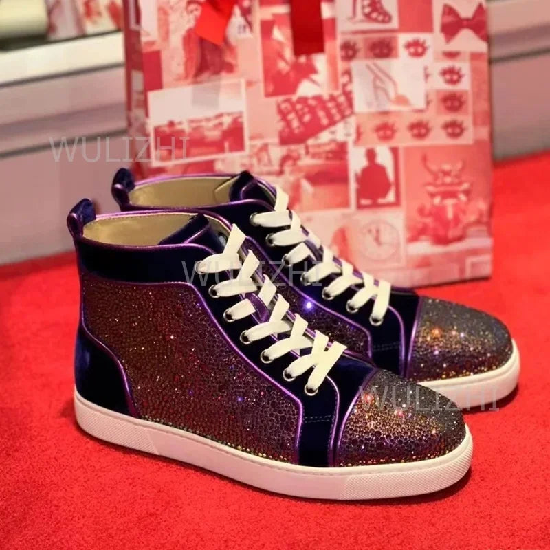 Sneakers Rivets Cristal Suède Semelle Rouge Unisexe – CLEVI Paris