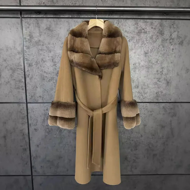 Manteau long femme ceinturé à grand col – CLEVI Paris