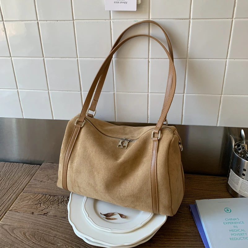 Sac À Main Femme Vintage Forme Coussin Faux Suède Fermeture Zippée – CLEVI Paris