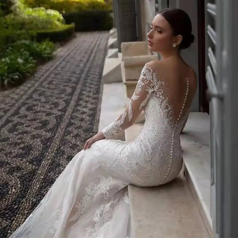 Robe de mariée sirène en dentelle – CLEVI Paris
