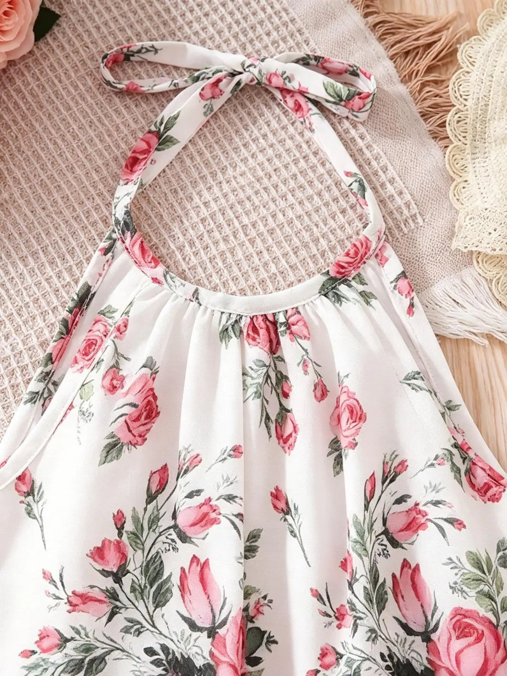 Robe fille fleurie à volants superposés – CLEVI Paris