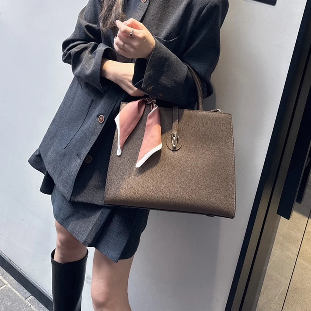 Sac bandoulière femme en cuir Mendy – CLEVI Paris