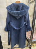 Manteau long femme à capuche et ceinture – CLEVI Paris