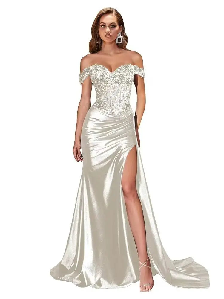 Robe de bal sirène en satin perlé – CLEVI Paris