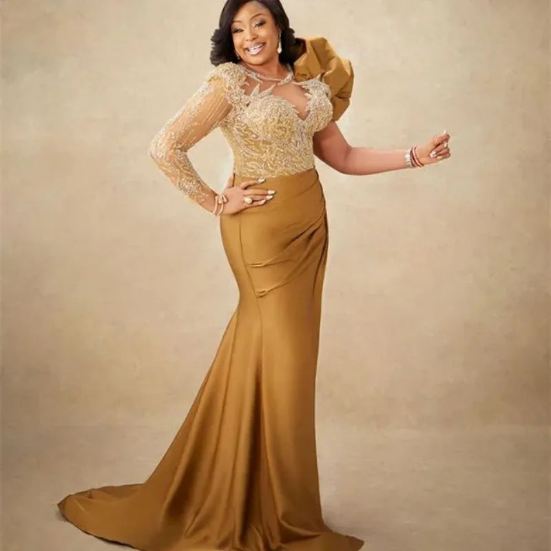 Robe de soirée sirène dentelle et perles – CLEVI Paris