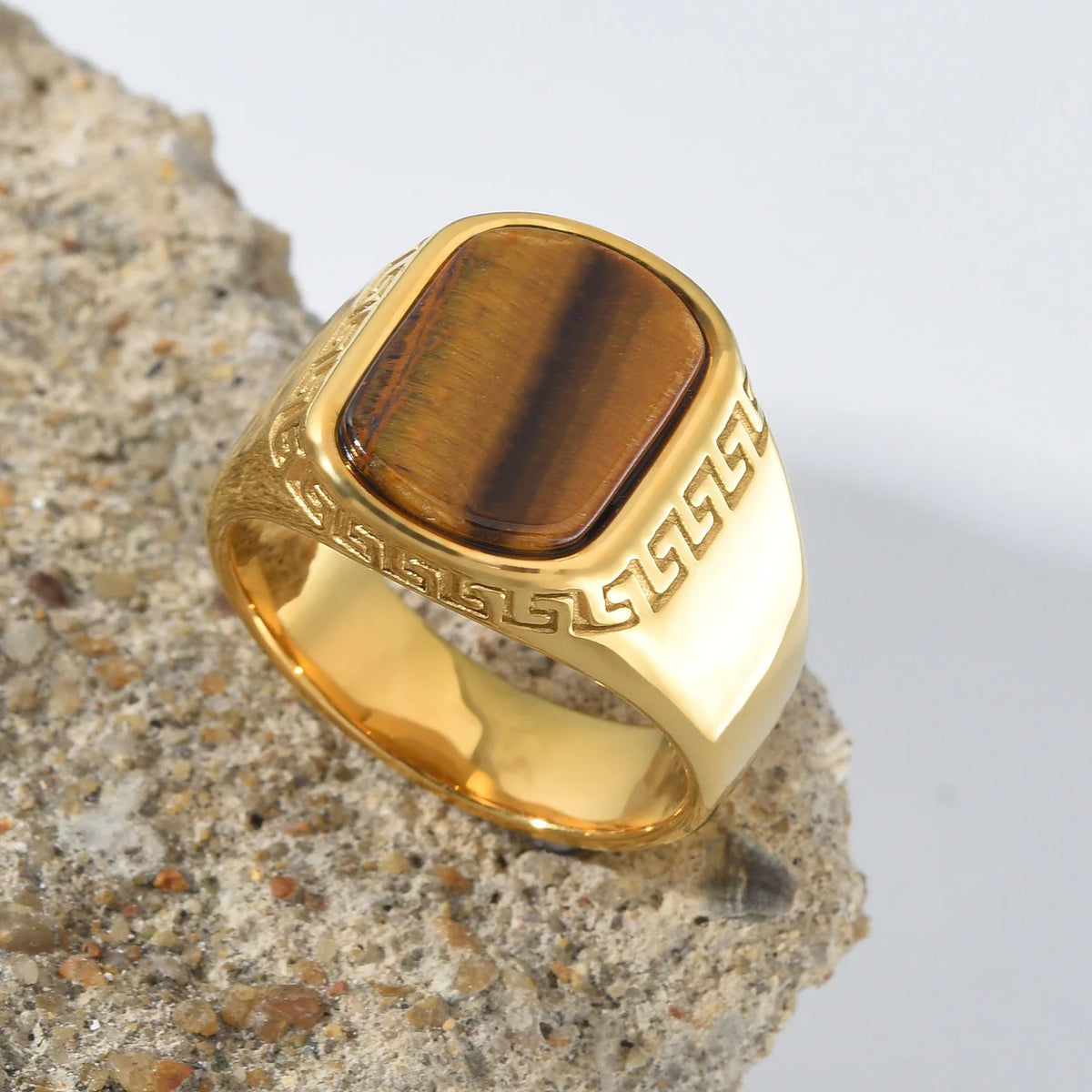 Bague Homme Acier Inoxydable Doré 18K – CLEVI Paris
