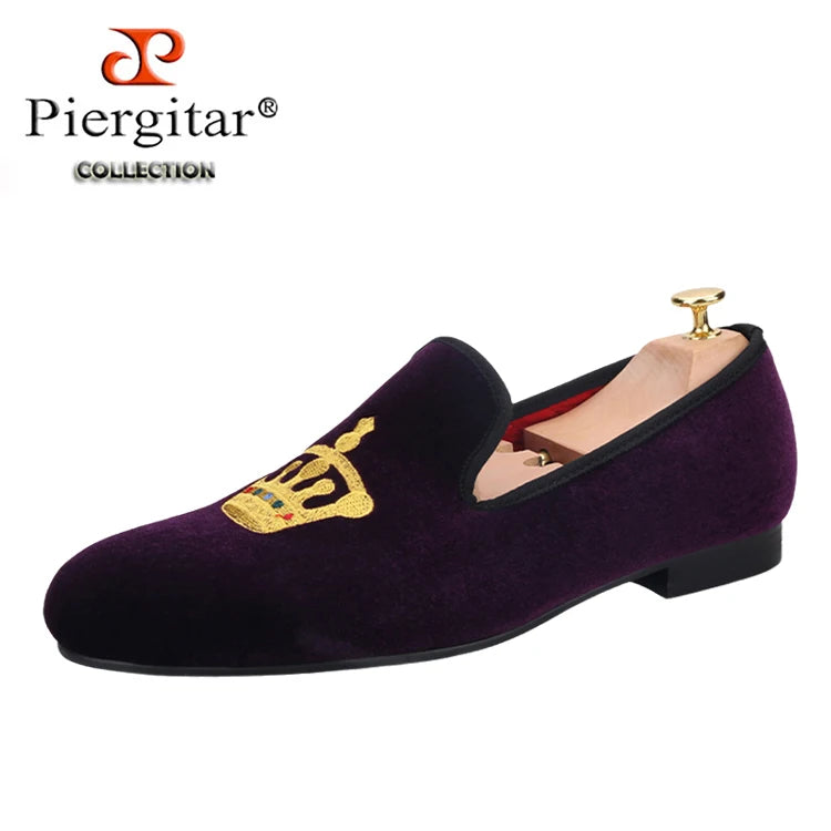 Loafers Velours Broderie Couronne Homme – CLEVI Paris