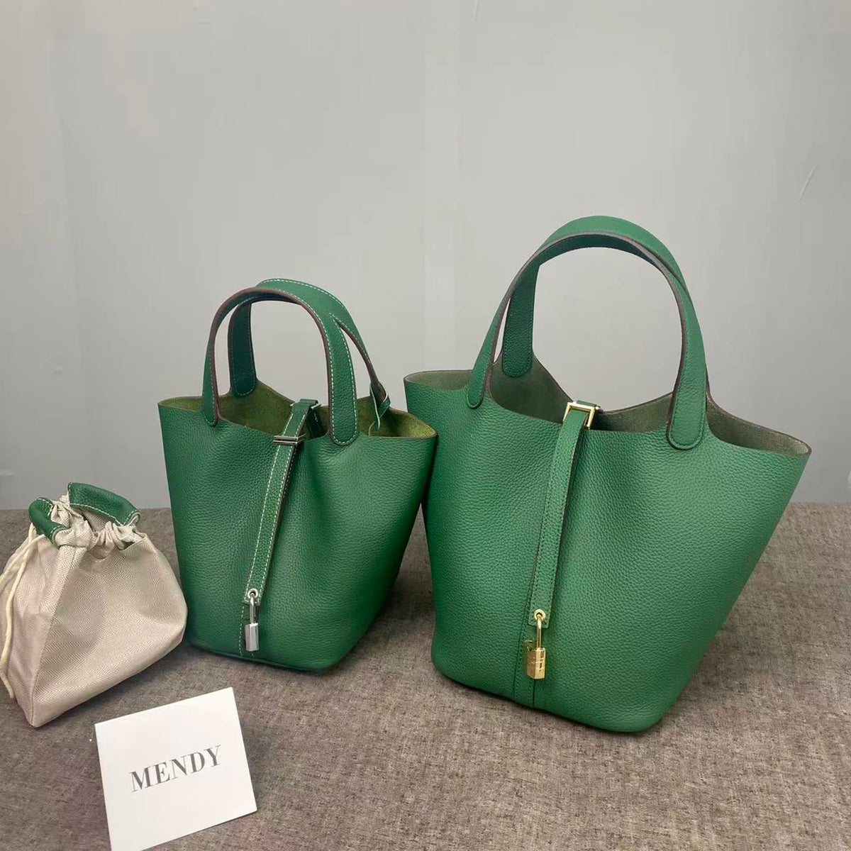 Sac Seau Cuir Togo Véritable Femme 2 Tailles Quincaillerie Or/Argent – CLEVI Paris