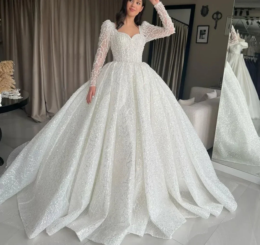 Robe de mariée sirène en tulle à col rond – CLEVI Paris