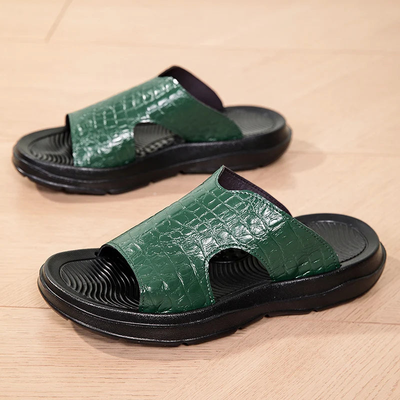 Sandales unisexes en croûte de cuir crocodile – CLEVI Paris