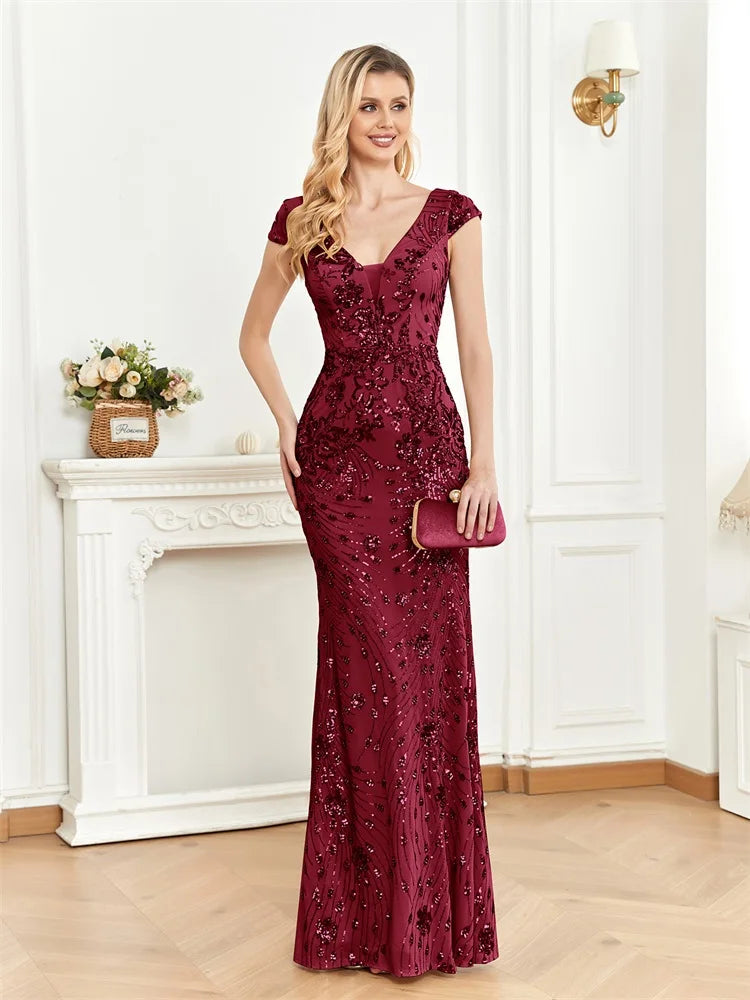 Robe de soirée sirène brodée col V – CLEVI Paris
