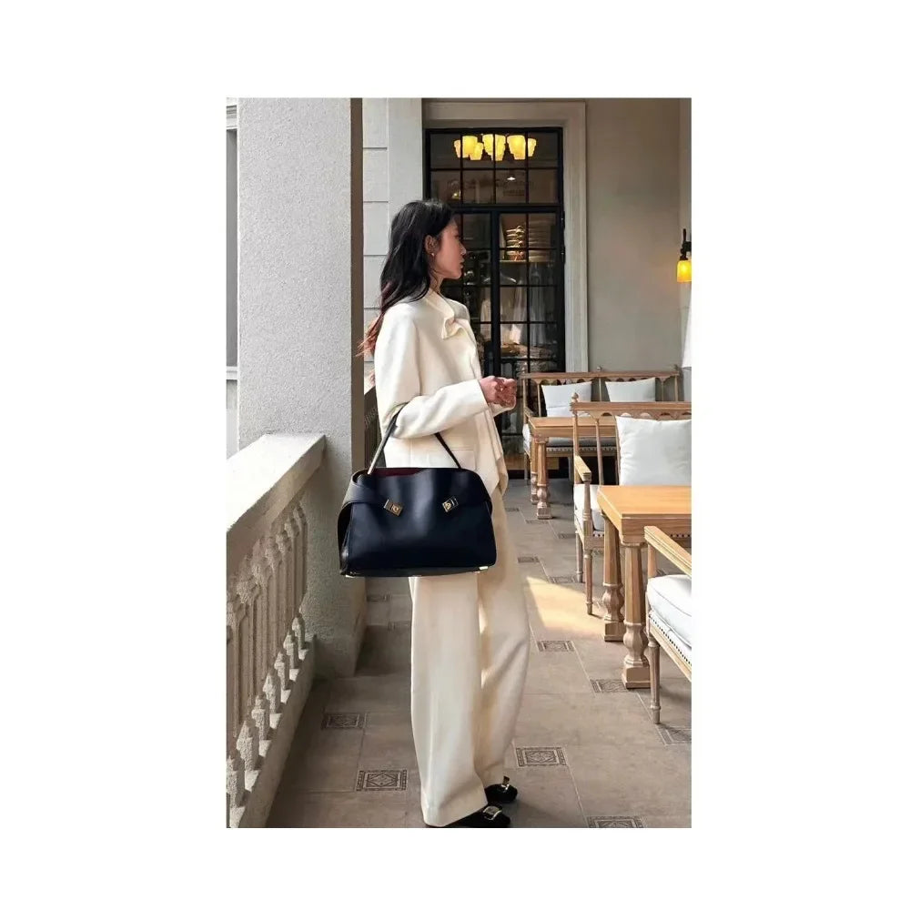 Sac Épaule Cuir Suédé Femme Verrou Métallique Style Minimaliste – CLEVI Paris