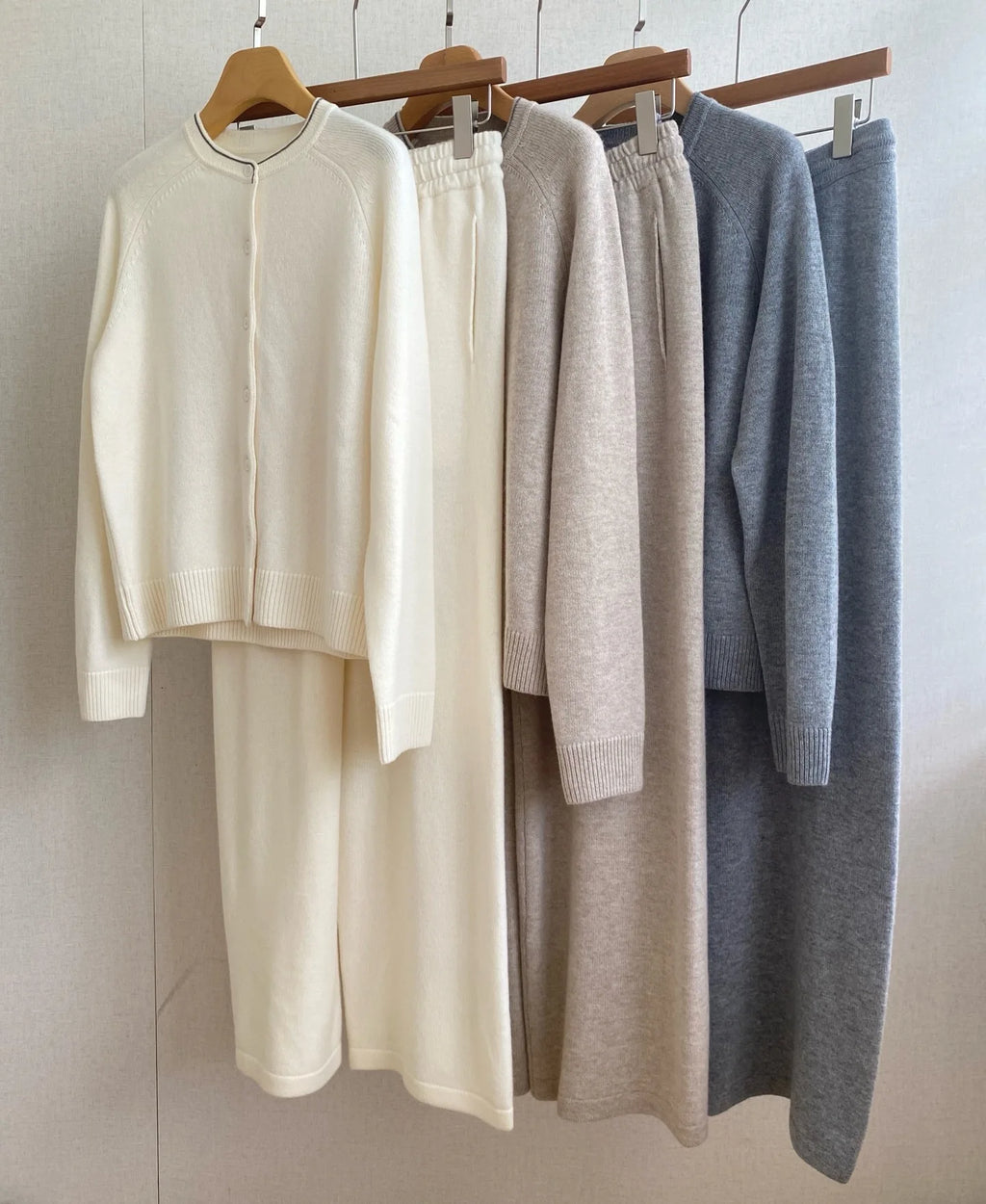 Ensemble cachemire femme, cardigan et pantalon – CLEVI Paris