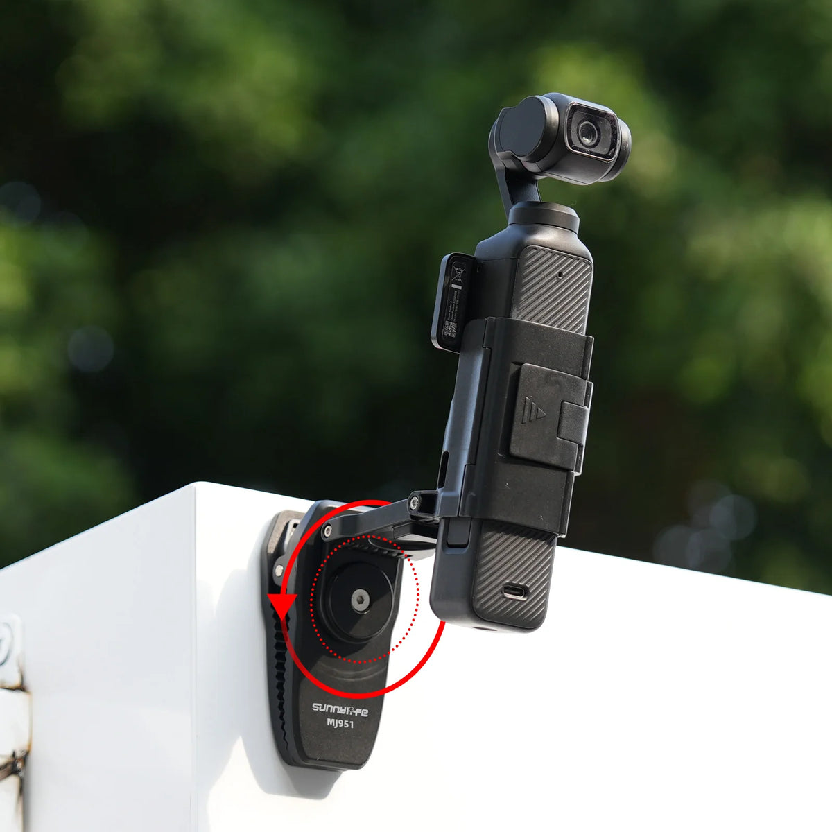 Clip sac à dos pour DJI Pocket 3 – CLEVI Paris