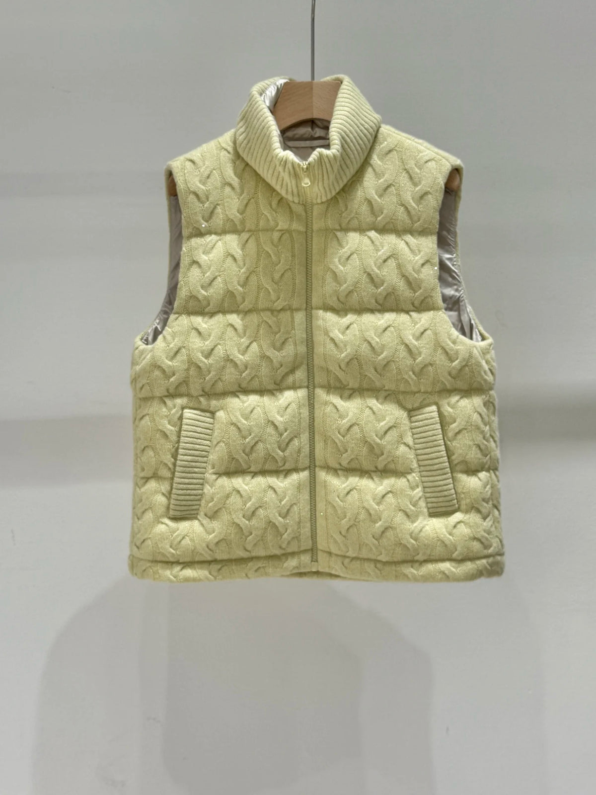 Gilet femme en cachemire matelassé – CLEVI Paris