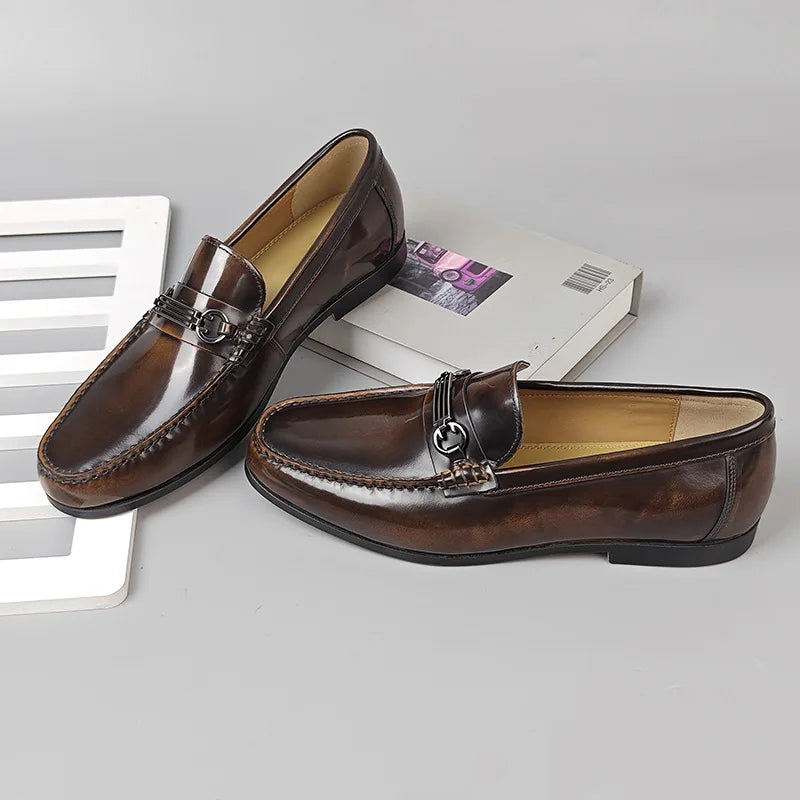 Mocassins en cuir à bout pointu – CLEVI Paris