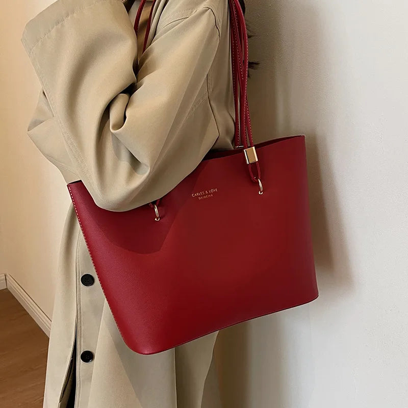 Grand Sac Épaule PU Femme Style Classique 37x12x25cm 600g Décor Lettres – CLEVI Paris