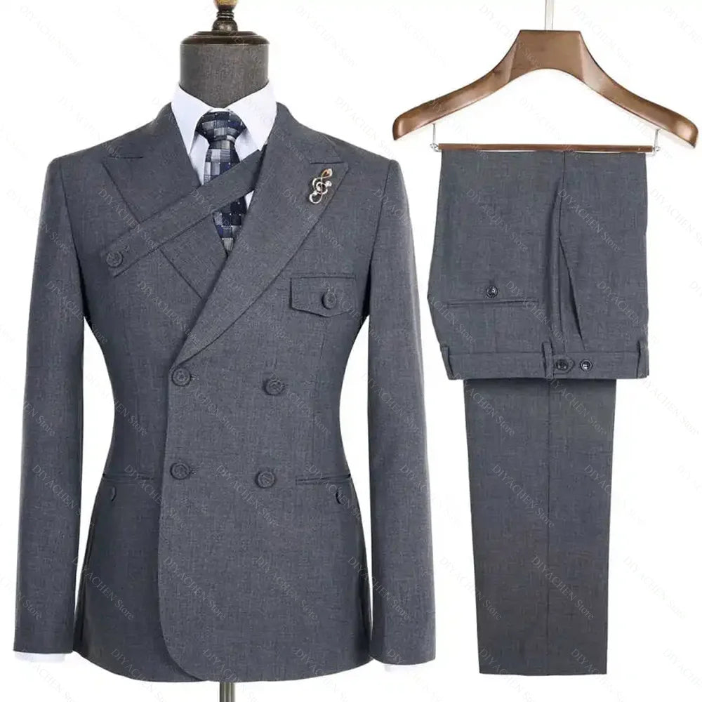 Costume homme croisé à revers pointus – CLEVI Paris
