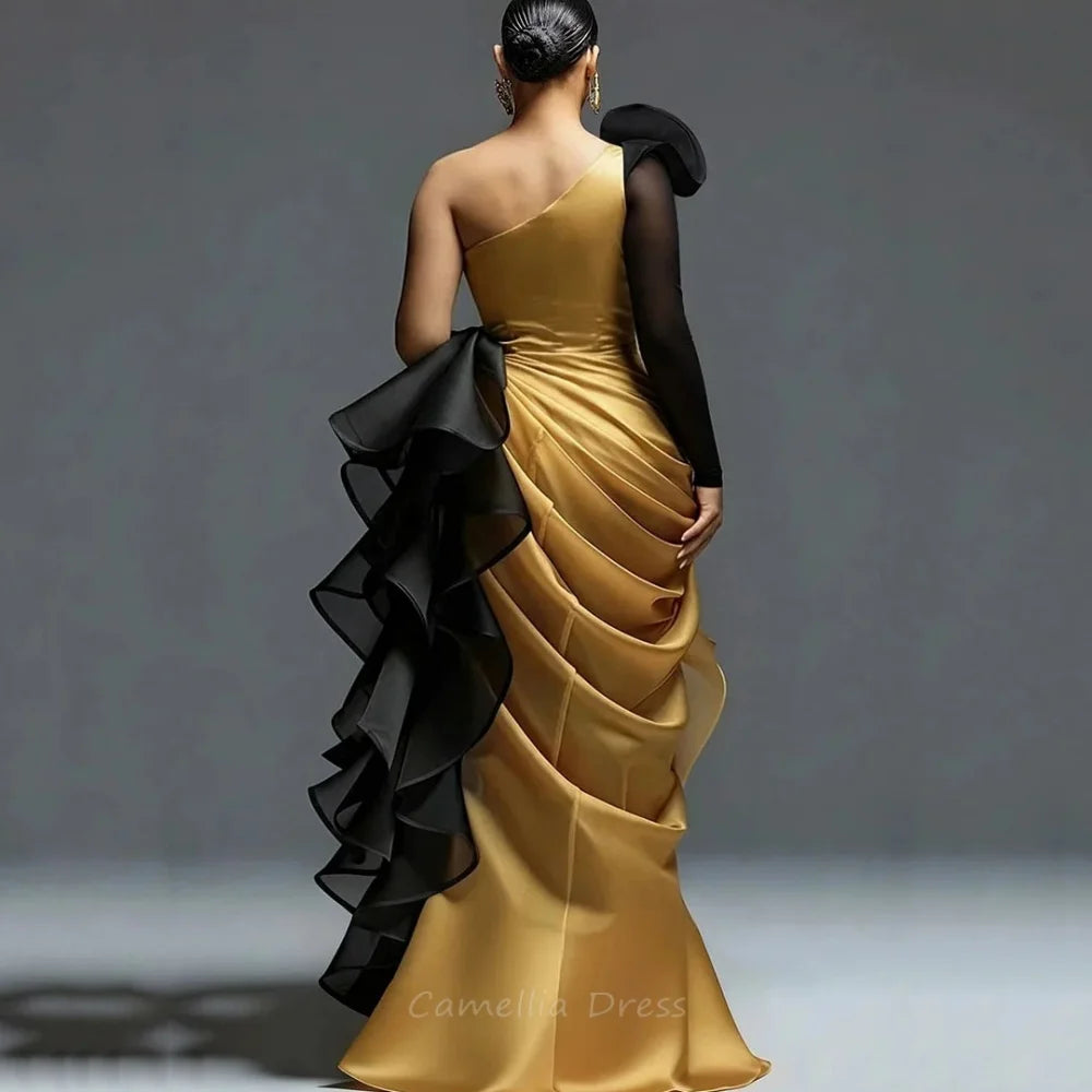 Robe de cérémonie sirène asymétrique – CLEVI Paris
