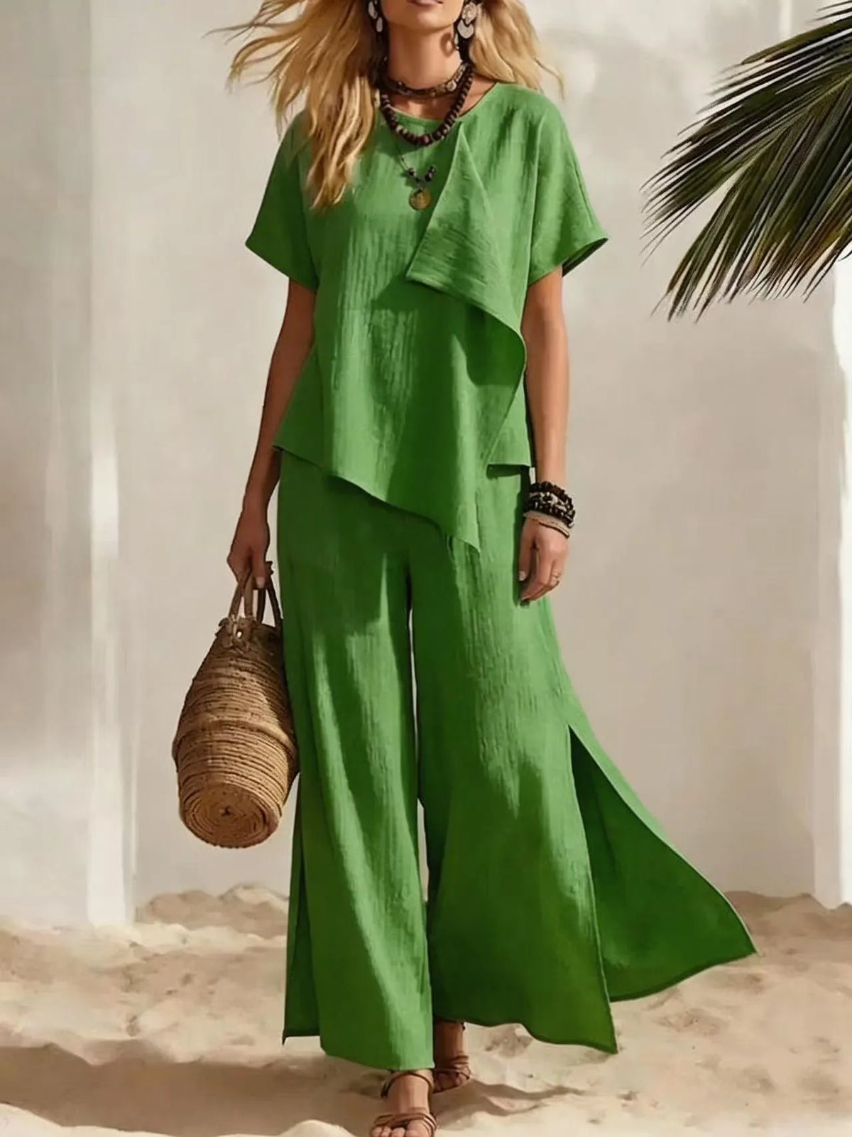 Ensemble femme haut asymétrique et pantalon – CLEVI Paris