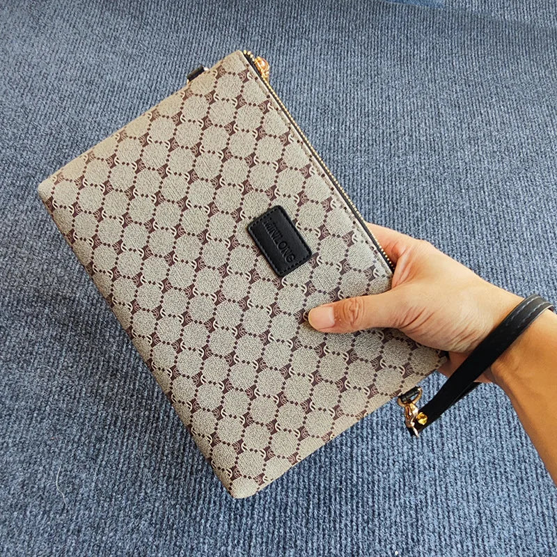 Pochette homme en PVC petit et grand format – CLEVI Paris
