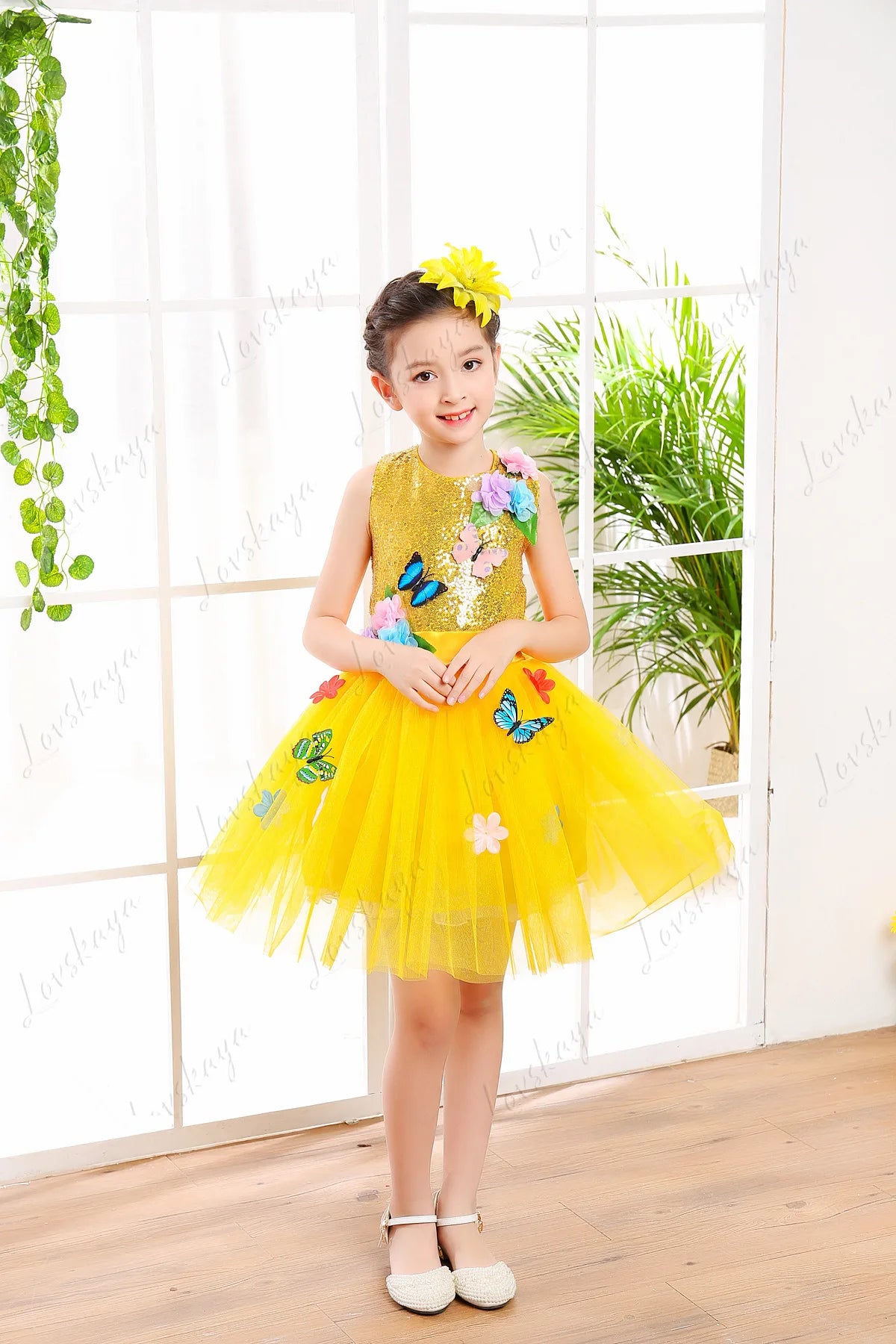 Robe de cérémonie fille tulle et paillettes – CLEVI Paris