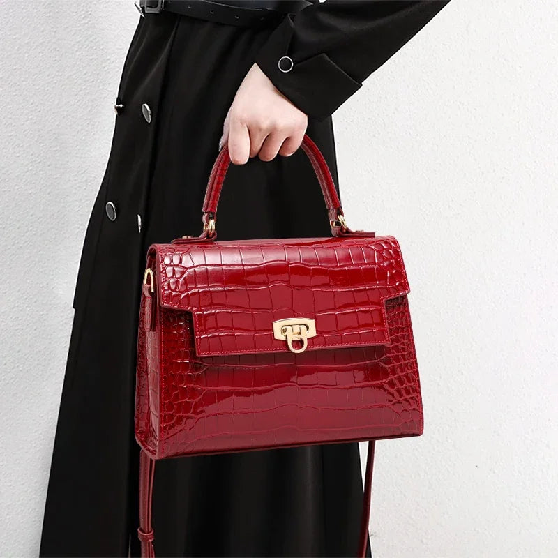 Sac À Main Femme Cuir Verni Croco Brillant Rabat – CLEVI Paris