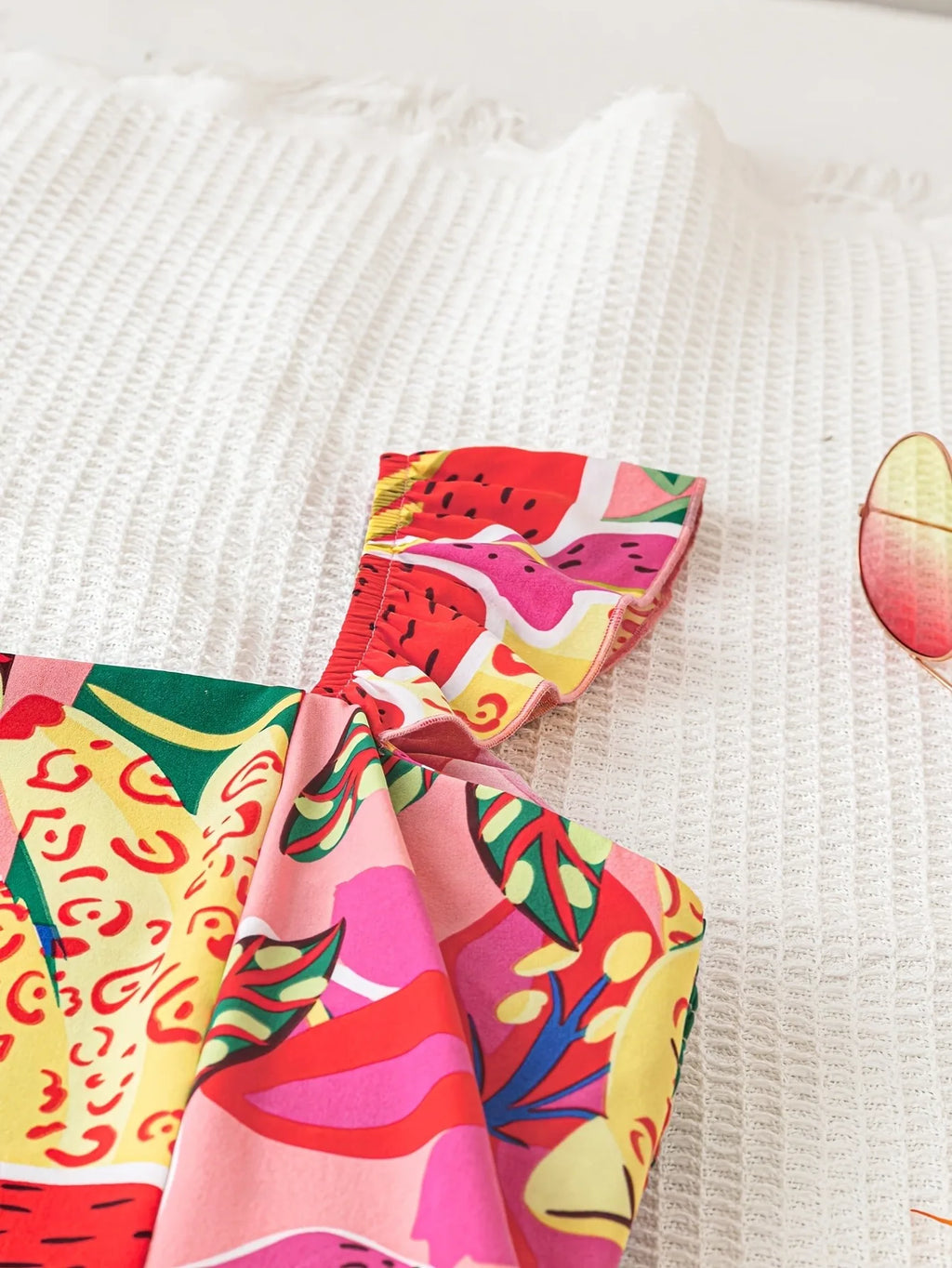 Robe fille tropicale à bretelles volantées – CLEVI Paris