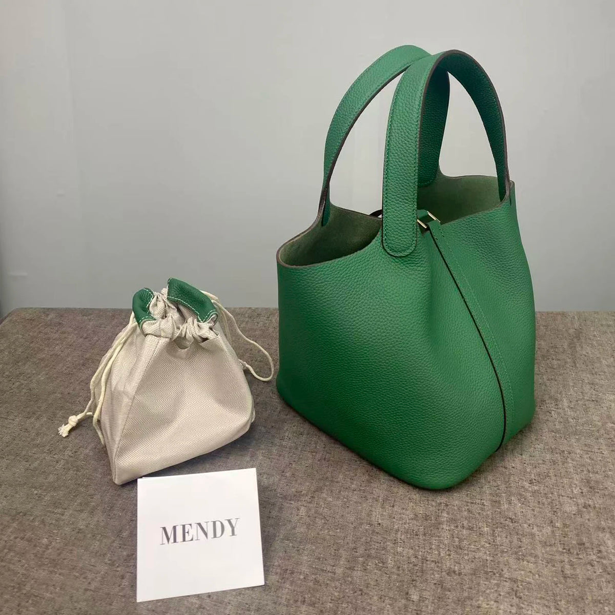 Sac Seau Cuir Togo Véritable Femme 2 Tailles Quincaillerie Or/Argent – CLEVI Paris