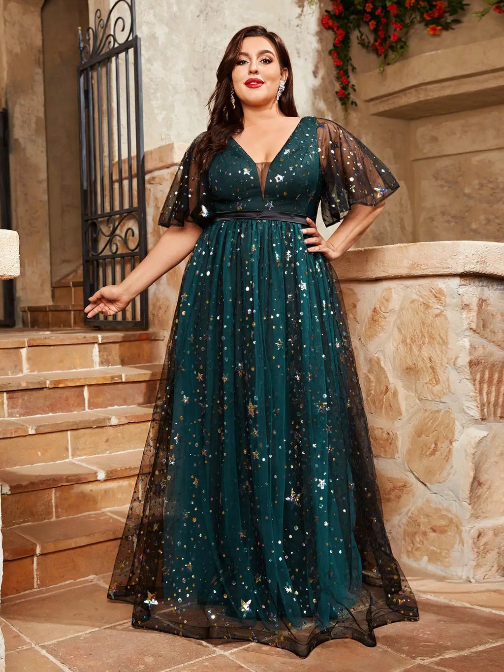 Robe de soirée grande taille à paillettes – CLEVI Paris