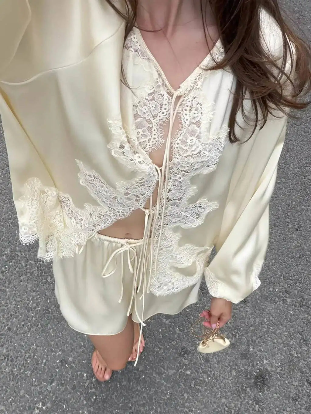 Ensemble 2 pièces femme haut satiné et short – CLEVI Paris